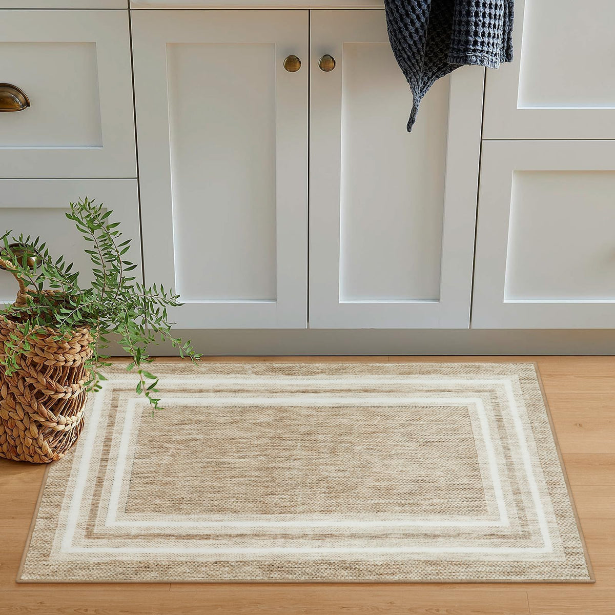 Modern Kitchen Rugs Non-Slip 2'x3' Washable Entryway Rugs Indoor Door Mat