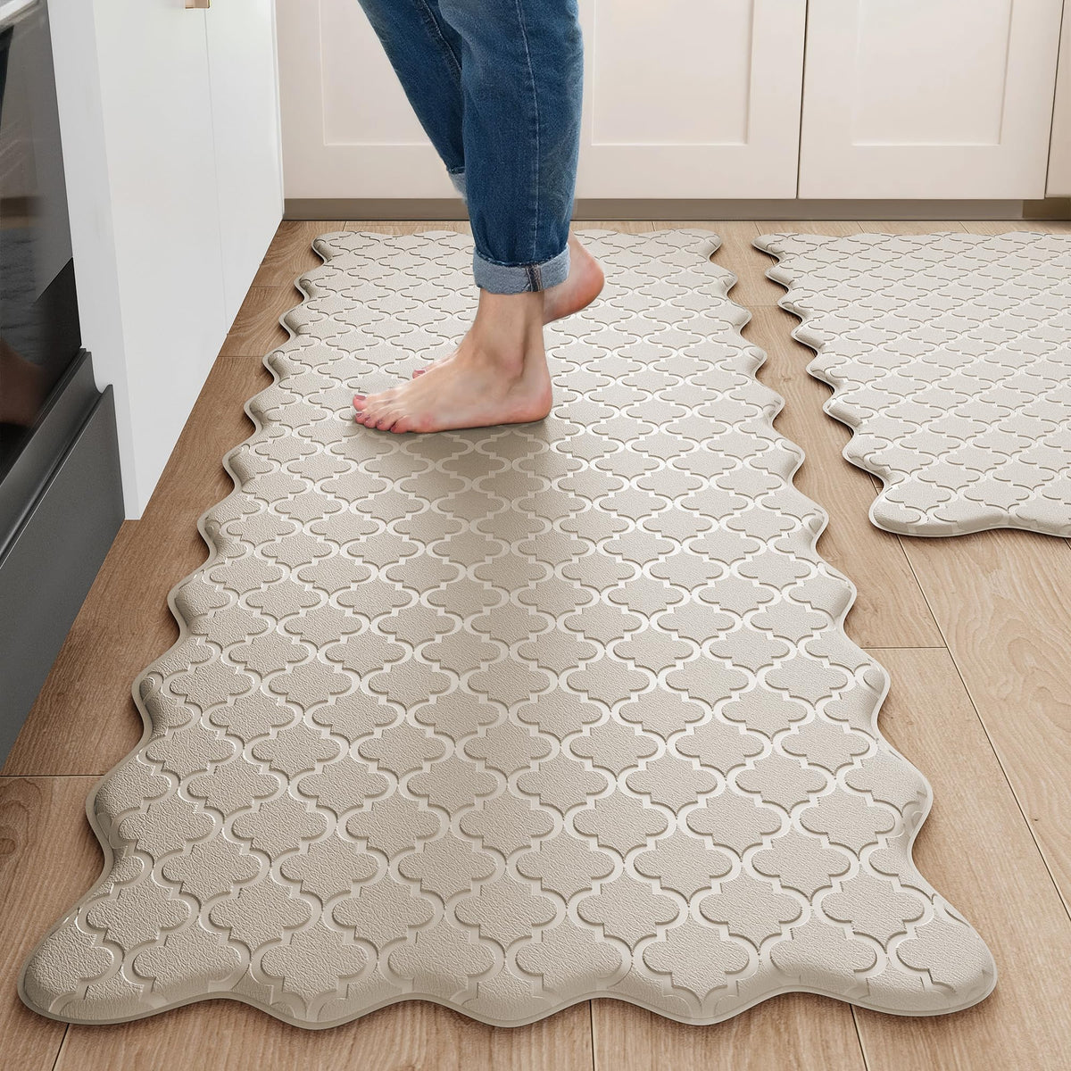 Arenarug Upgrade Scalloped Kitchen Mats for Floor 2PCS, Black Kitchen Rugs